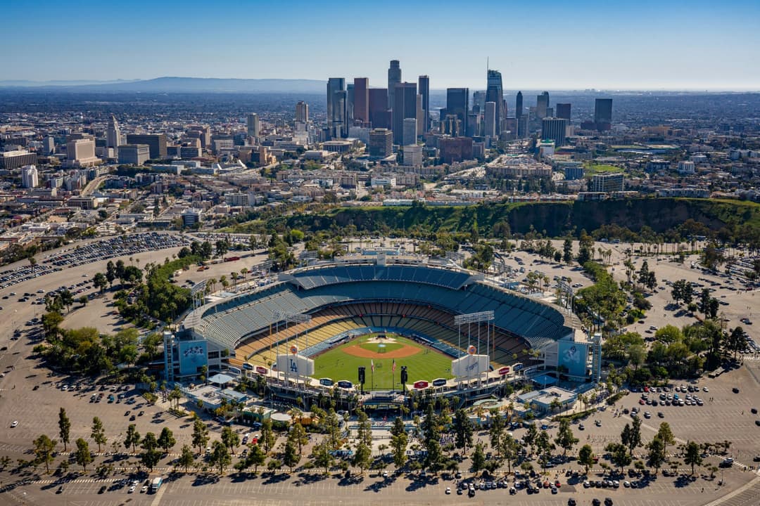 Los Angeles Dodgers zarobią 200 milionów dolarów rocznie ze sponsoringu. Pierwszy taki klub w Ameryce Północnej